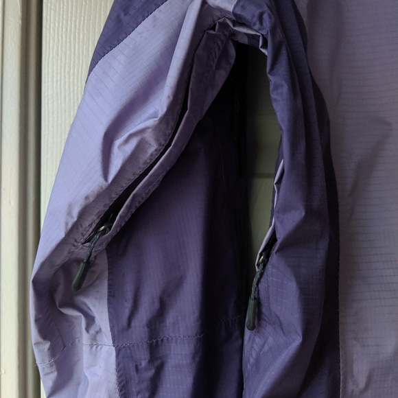 L.L.Bean Purple Light Rain Jacket Size M - Picture 4 of 8